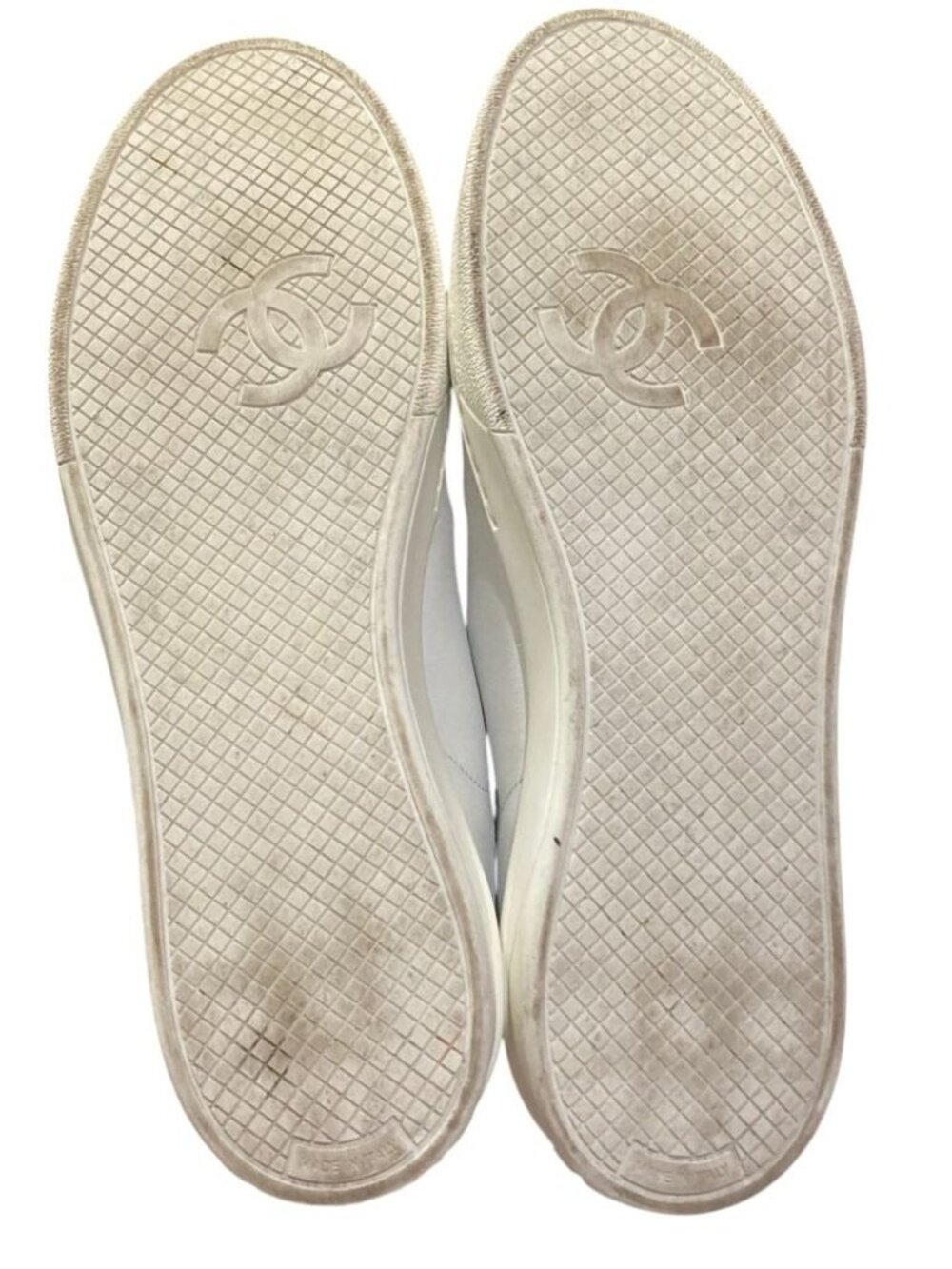 Chanel Logo Leather Sneakers White - Picture 13 of 15